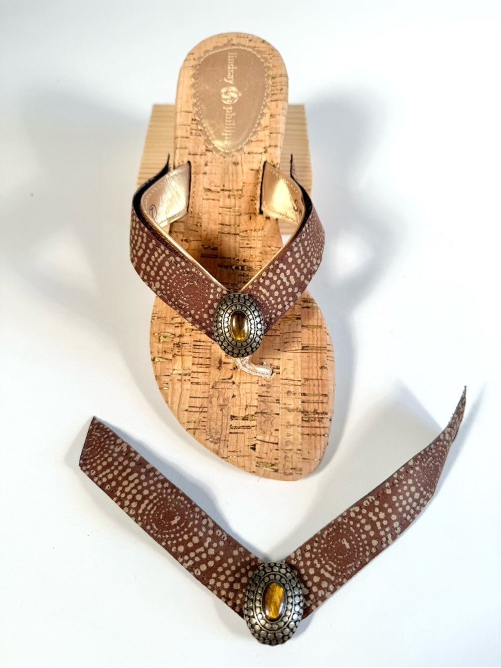 Lindsay Phillips SwitchFlops Brown with Amber Stone Interchangeable Straps Sz M